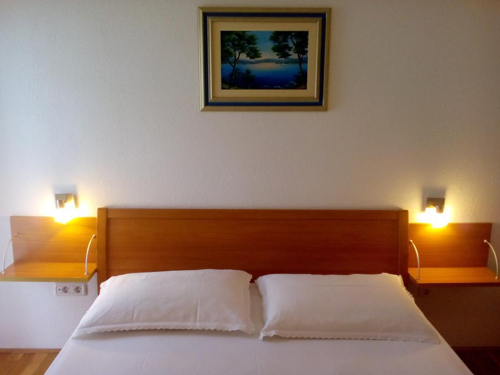 Apartment Petra Baska Voda Ngoại thất bức ảnh