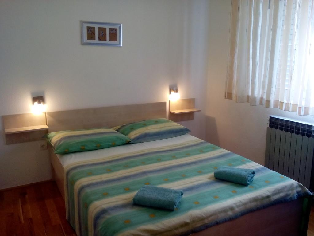 Apartment Petra Baska Voda Ngoại thất bức ảnh