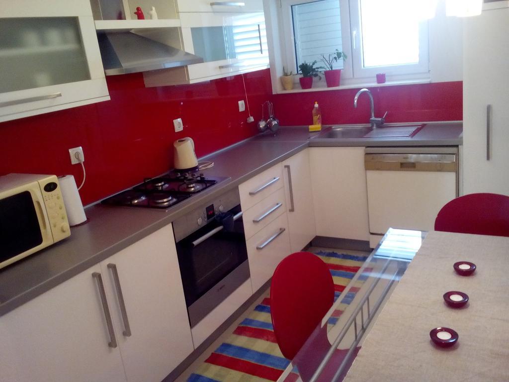 Apartment Petra Baska Voda Ngoại thất bức ảnh